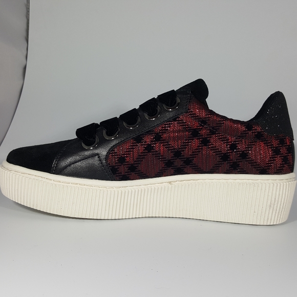 The Flexx Red, Black and White Platform Sneaker - Picture 3 of 3